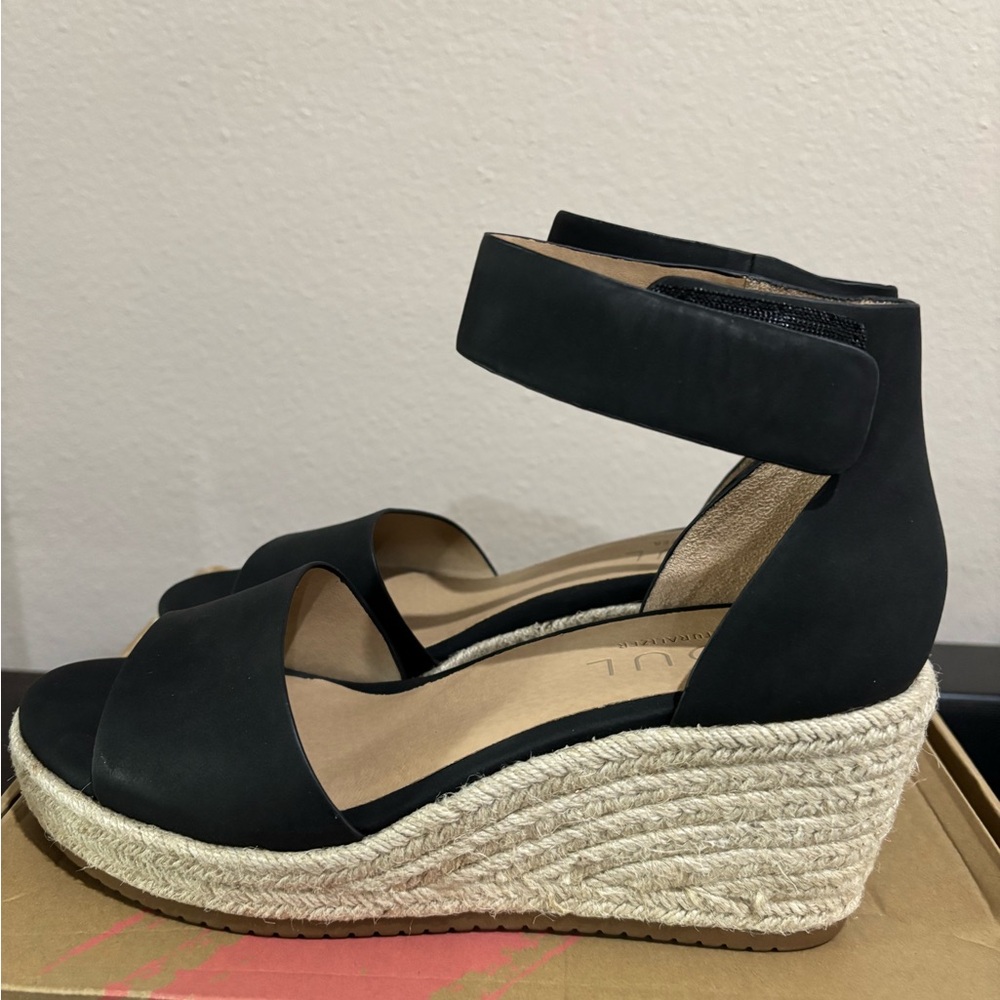 SOUL Naturalizer Women's Black Oakley Wedge Sandals Size 8.5M NIB - Picture 2 of 14